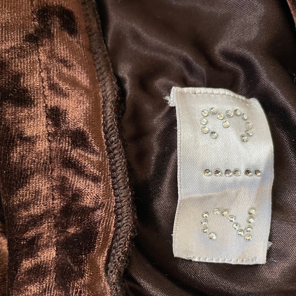 213 | Velvet Brown Pleated Skirt With Lace Trim - Picture 7 of 8